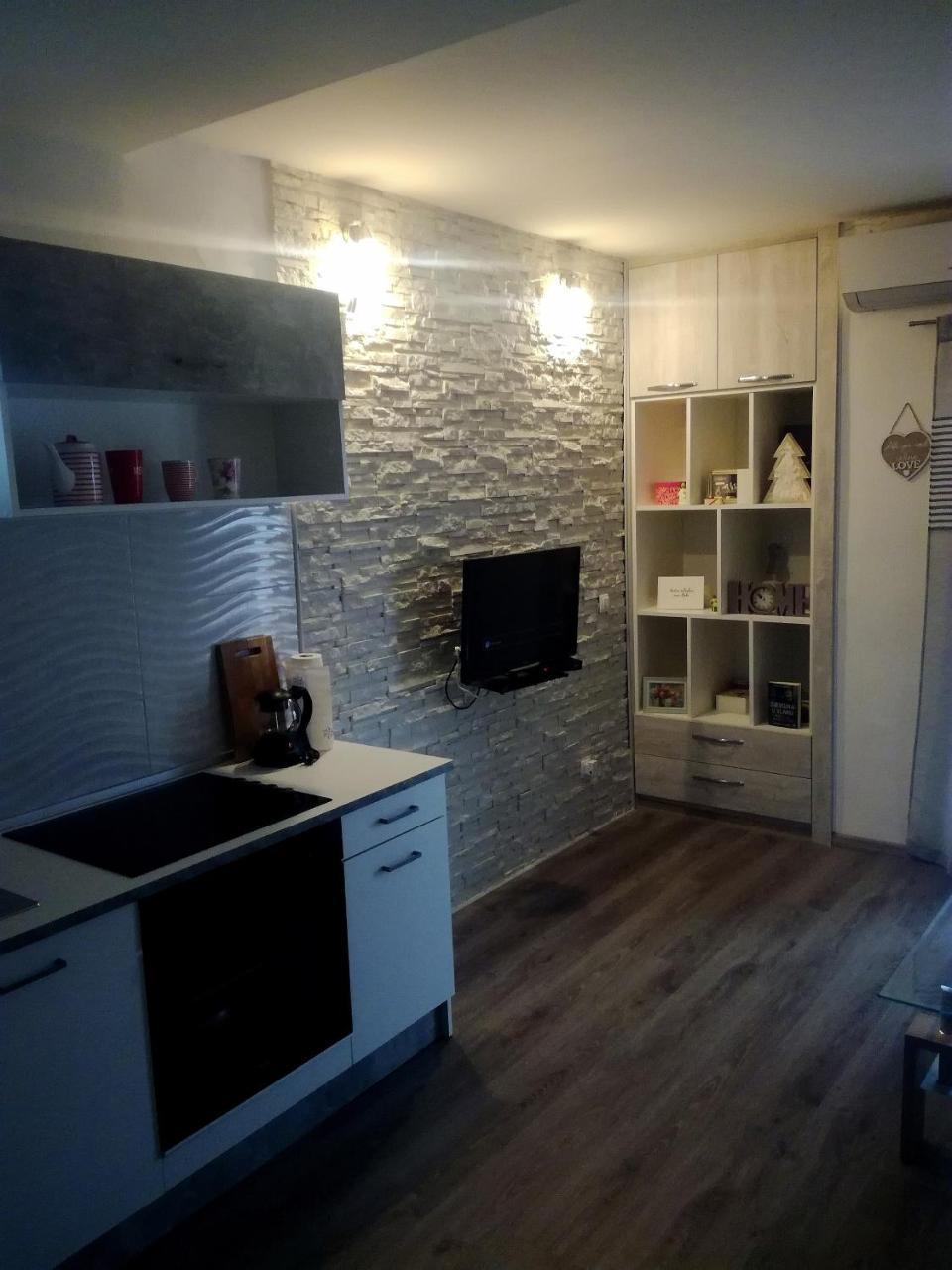 Apartment Tonci Tribunj (Sibenik-Knin)