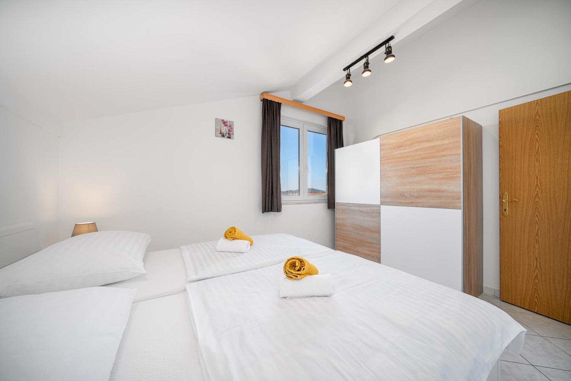 Tonci Apartment