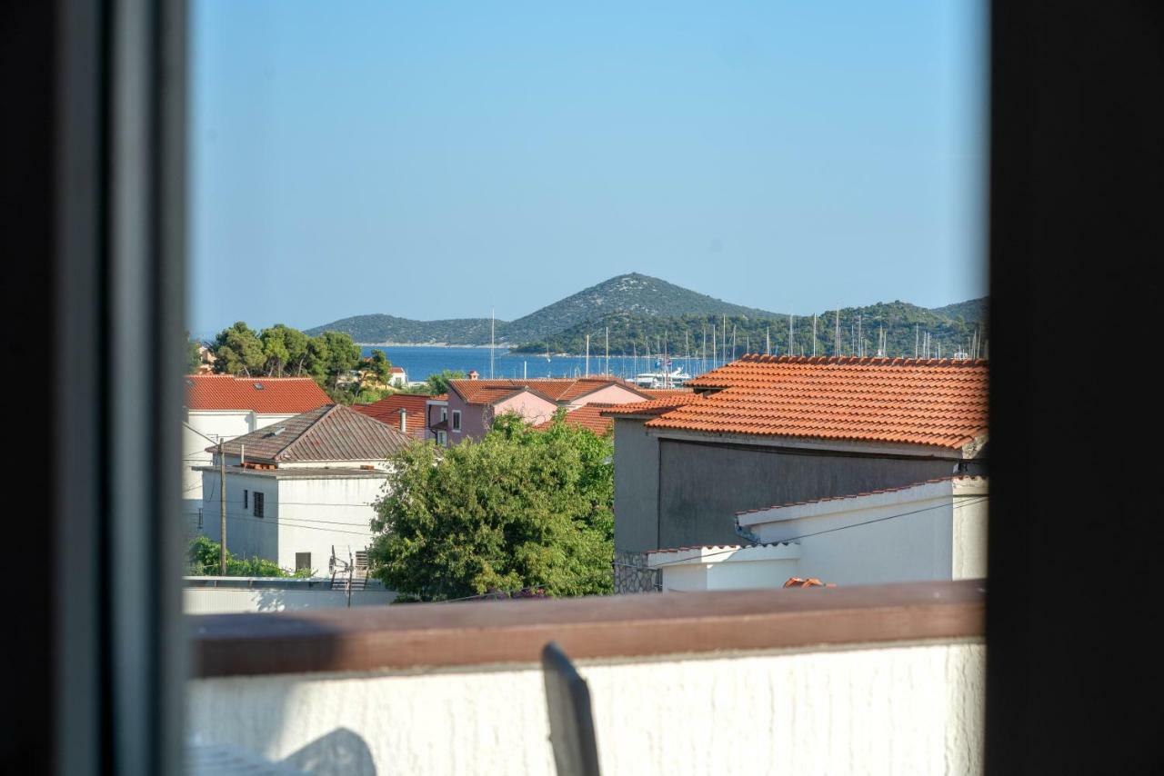 Tonci Tribunj (Sibenik-Knin)